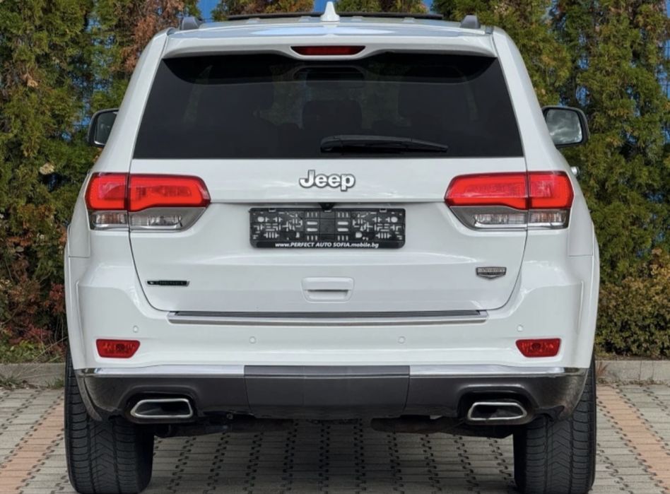 Капак за теглич Jeep Grand Cherokee WK2