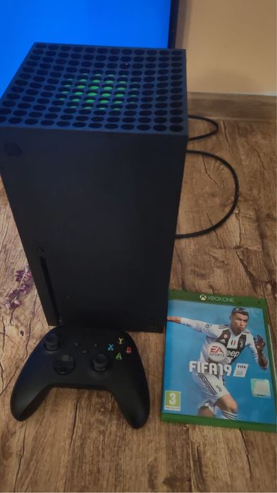 Xbox Seria X 1TB – 1controller+ joc