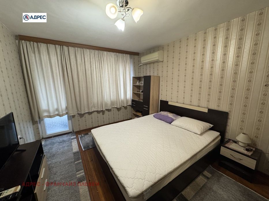 Продава се Тристаен апартамент в Враца, Металург - 90 кв.м за 1676 €/кв.м - Снимка #4