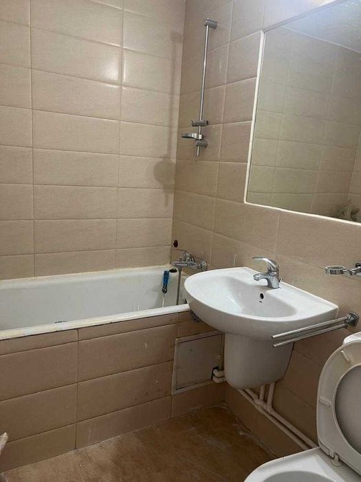 Închiriez apartament 3 camere zona moșilor - View 5