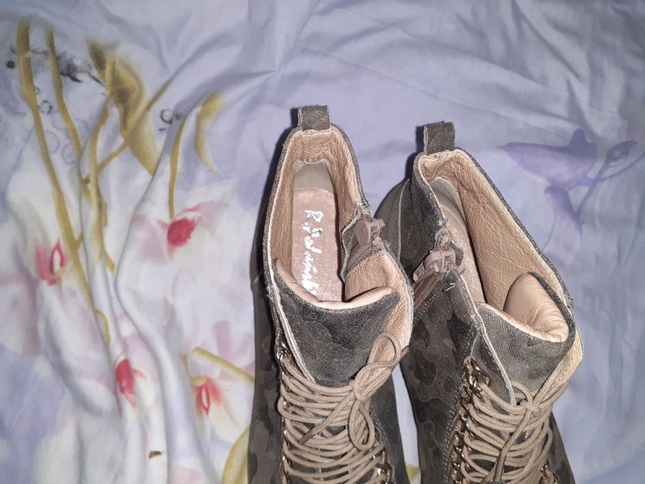 Vând ghetuțe de dama noi marimea 37