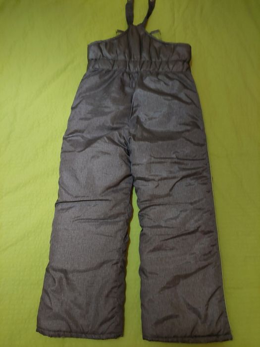 De vânzare salopeta de iarna,  marca Coccodrillo, mărimea 116 cm