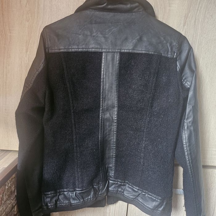 Дамско кожено яке