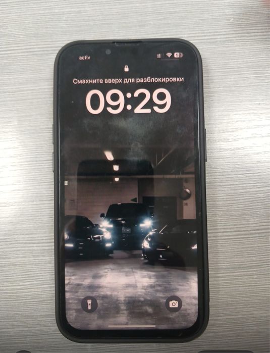 iPhone 13 продам срочно в хорошем состоянии