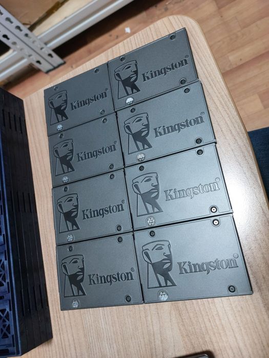 ССД 240ГБ SATA Кингстон