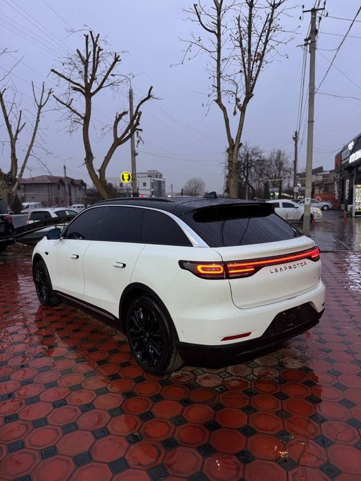 Lepmotors c11 sotiladi