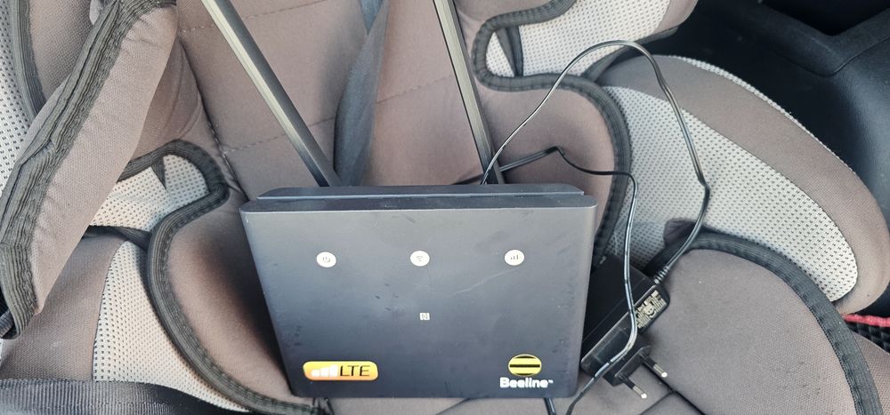 Wi-Fi роутер Beeline PRO MF296R