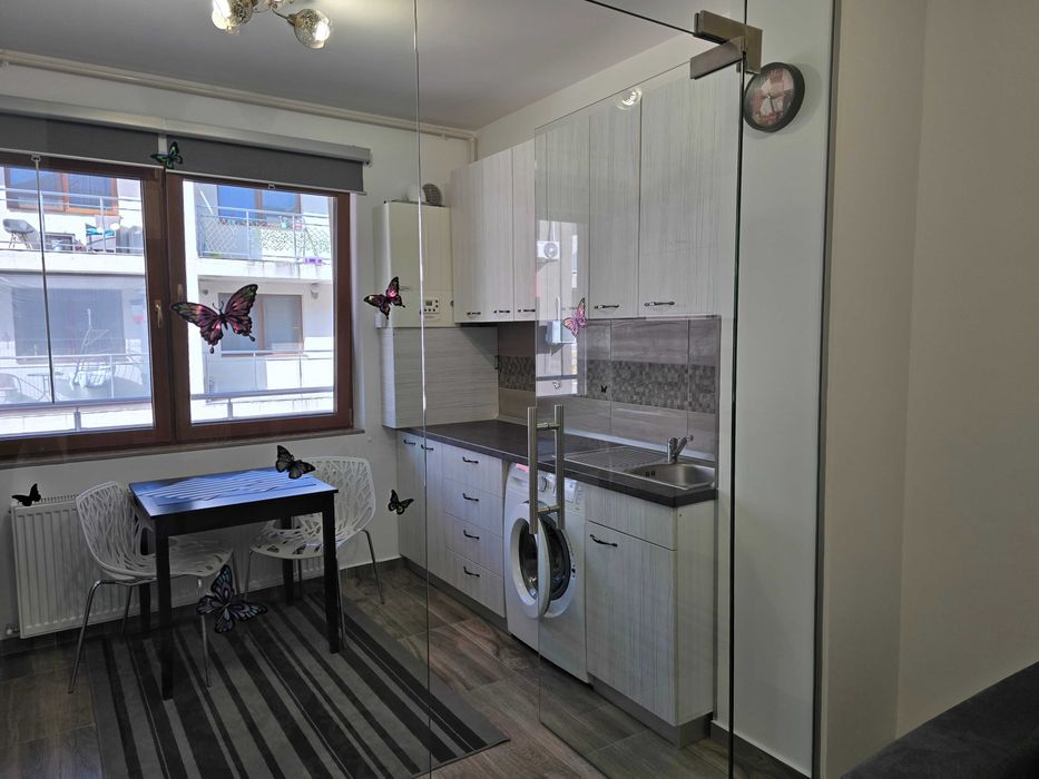 Inchiriere apartament 2 camere Sector 4, Cartierul Solar