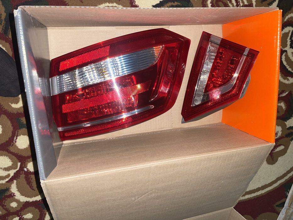 Лада веста задний стоп
Комплект
РОДНОЙ ЗАВОДСКОЙ 
Б/У 1 - год эксплуат