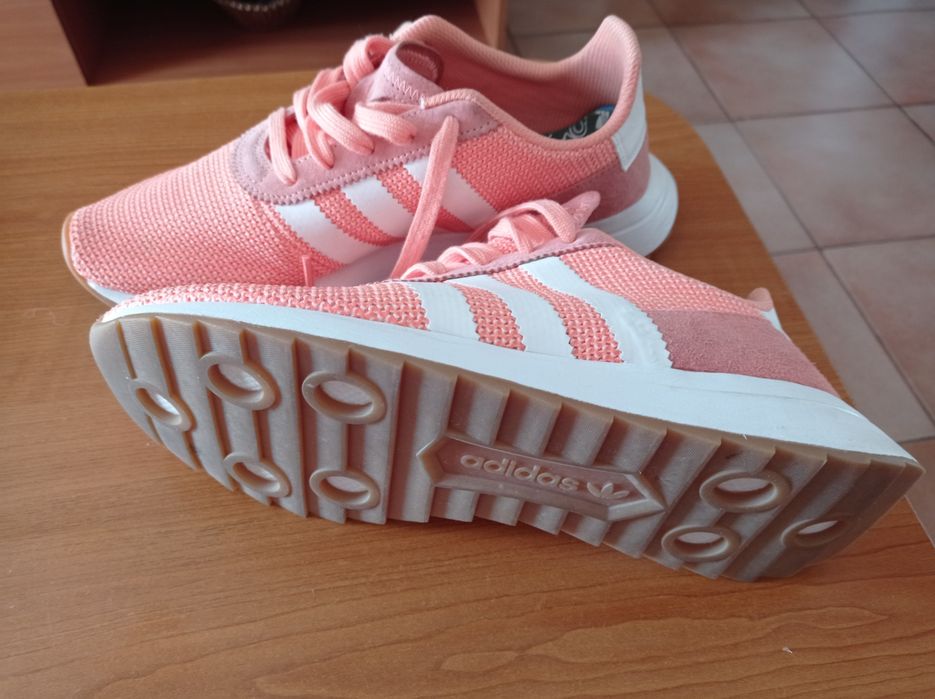 Adidași noi.. adidas.