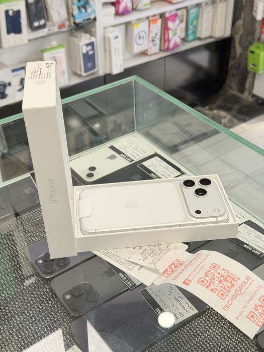 Apple iPhone 17 Pro Max 256GB Silver Чисто Нов!