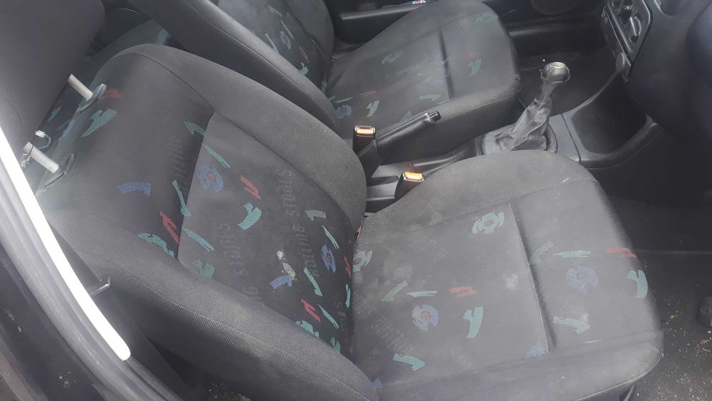 фолцваген голф 3  1.6  75  коня