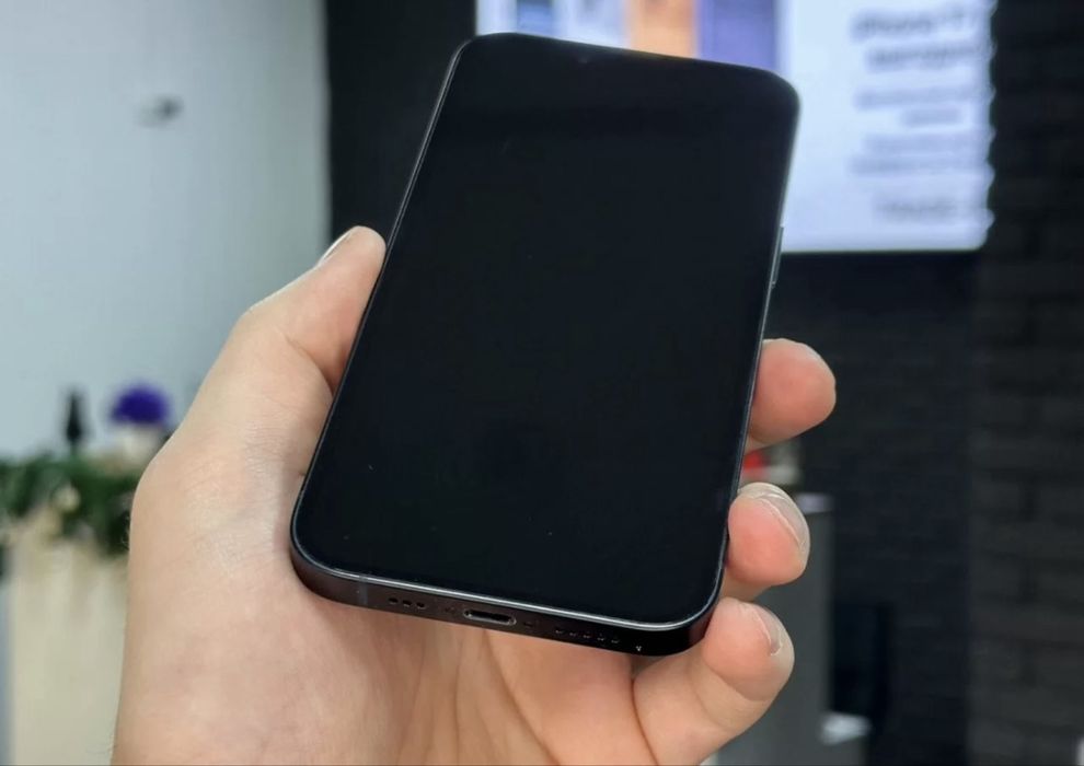 Iphone 14 в хоршшем состоянии