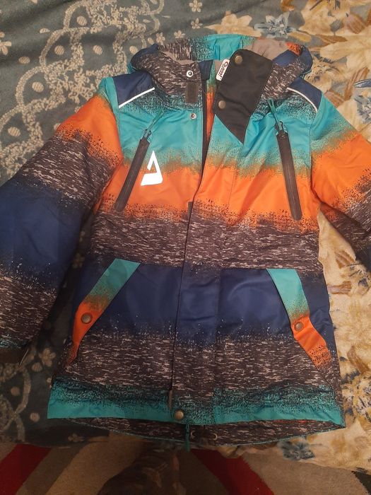 Продам зимний костюм