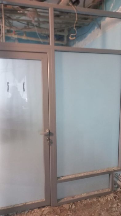 Продам алюминьевый проем