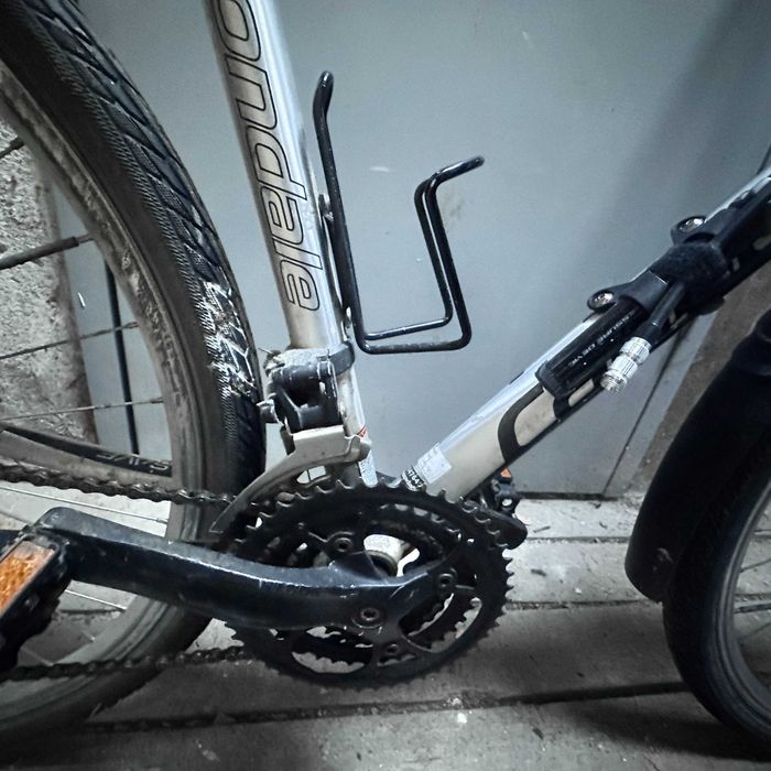 Премиум хибрид Cannondale Quick – SRAM скорости, напълно оборудван и сертифициран