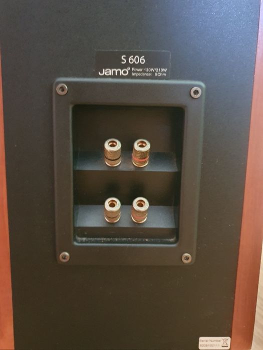 Boxe coloana 3 cai Bass Reflex Jamo s 606 210 watti