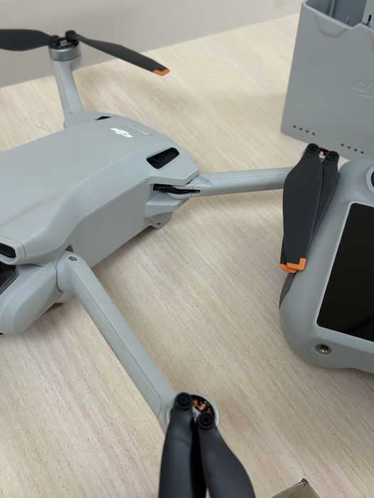 Дрон dji mini 3 оригинал без ремонтов гарантия