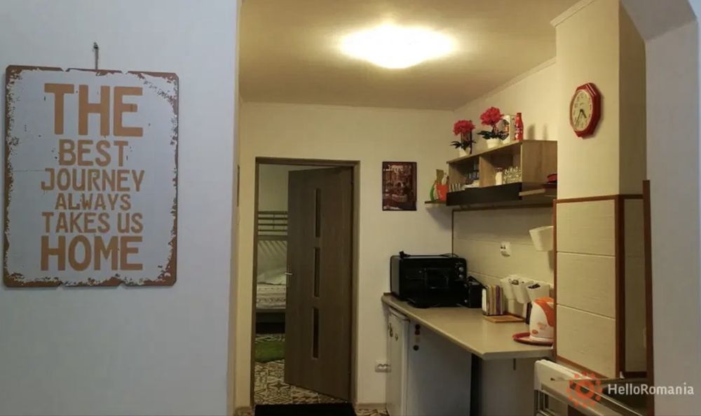 Închiriez casă pentru echipe/firme - Curte + Parcare 2 mașini, Bd. Antiaeriană