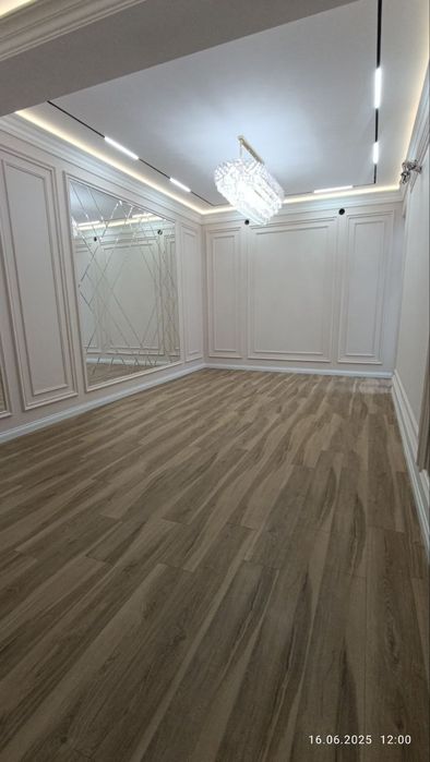 Zenitda uy sottiladi