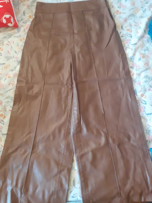 Дамски кожен широк крачол панталон