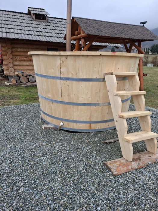 Închiriez cabane