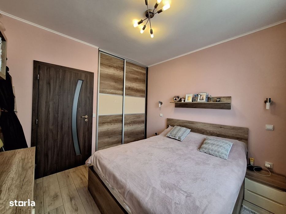 Apartament cu 3 camere, 74 mp, balcon, zona Eroilor