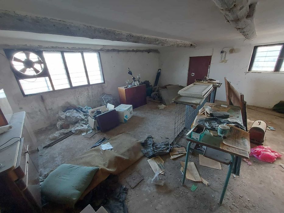 Продава се Промишлена сграда в с. Момино, Област Търговище - 570 кв.м за 188 €/кв.м - Снимка #7