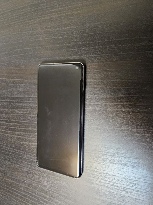 Продам Samsung s10