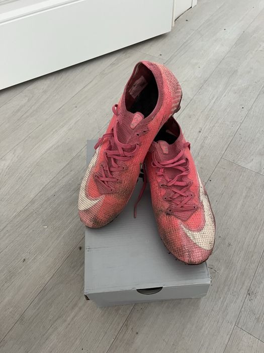 Бутцы, Nike Mercurial