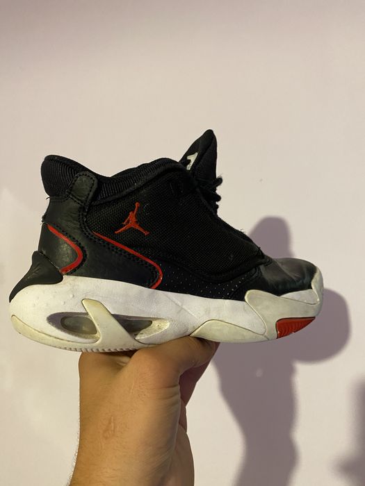 Обувки Nike Jordan max Aura 4