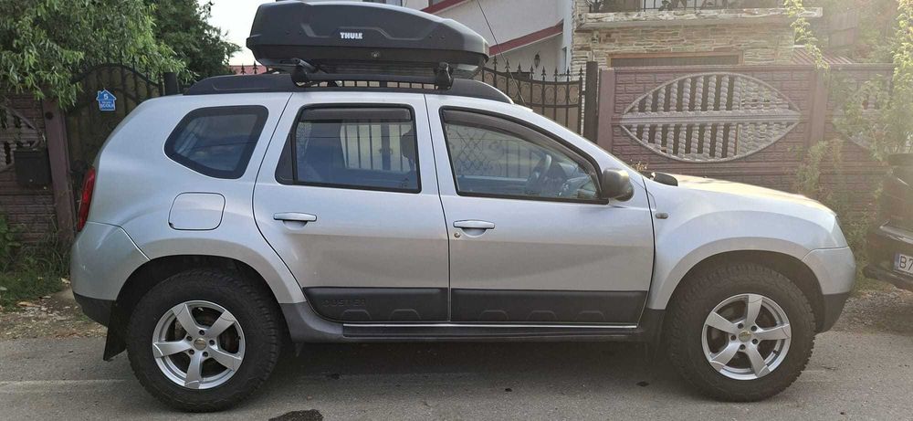DACIA Duster