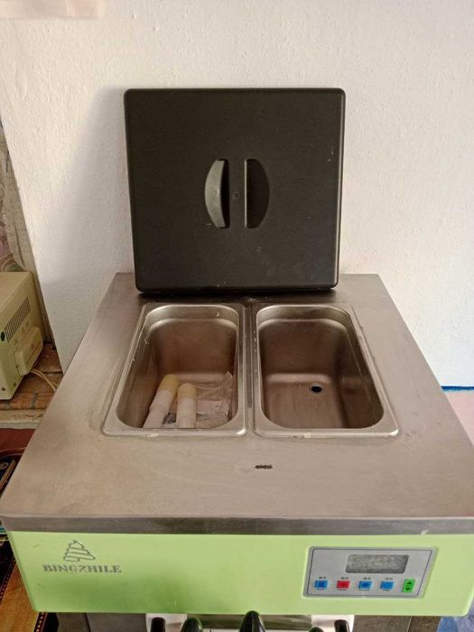 Мороженое аппарат (фризер)