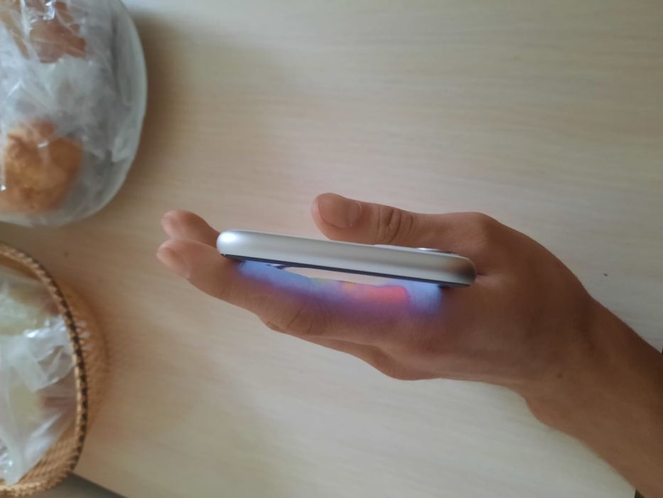 iPhone 11 в идеале не вскрывался