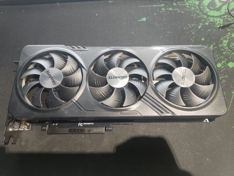 Видеокарта 4070 12gb