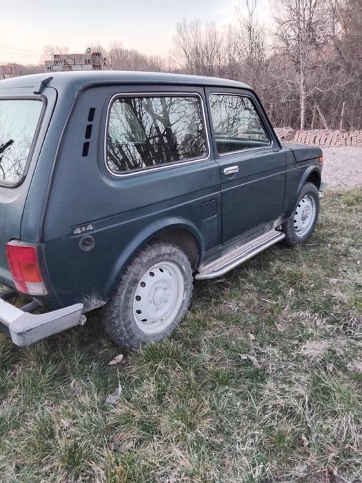 Лада нива за продажба в гр Елена