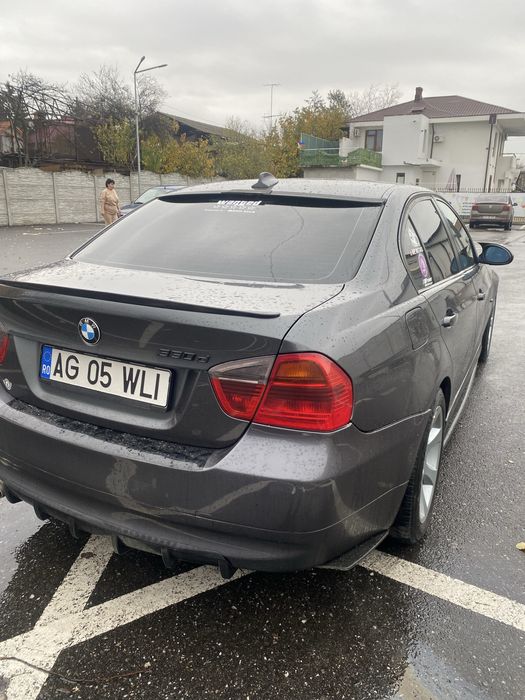 Vand bmw e 90 an 2006 propietar