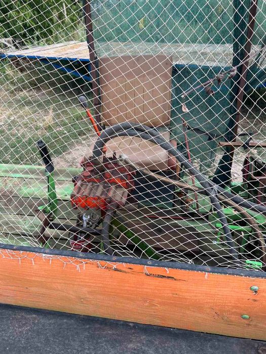 Машина за бране на плодове - сливи, орехи, бадеми