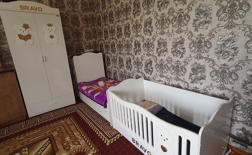 Nabor Shkaf va kravat