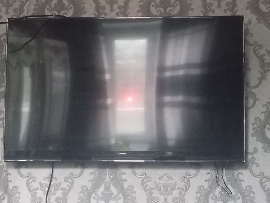 Самсунг тиливизир 50талик
