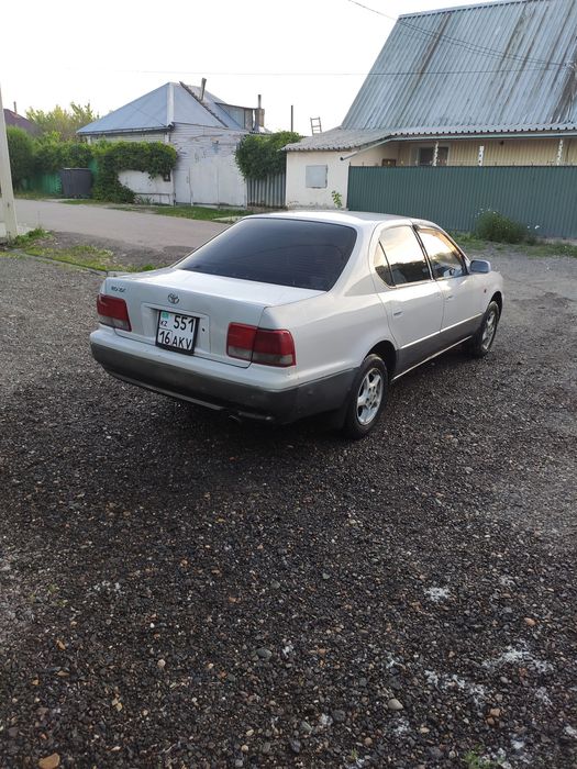 Продам Toyota Camry SV41