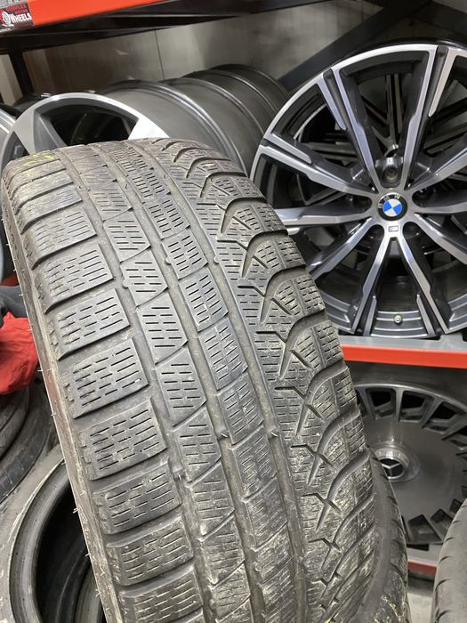 245/40/R18 PIRELLI P ZERO Winter BMW