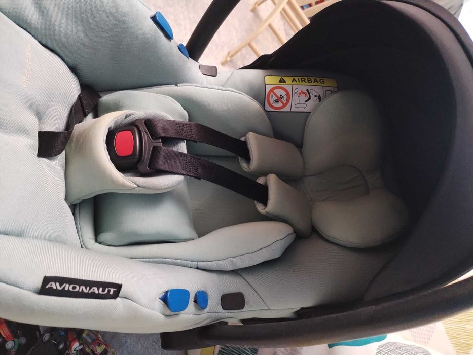 Vând scoică auto copii