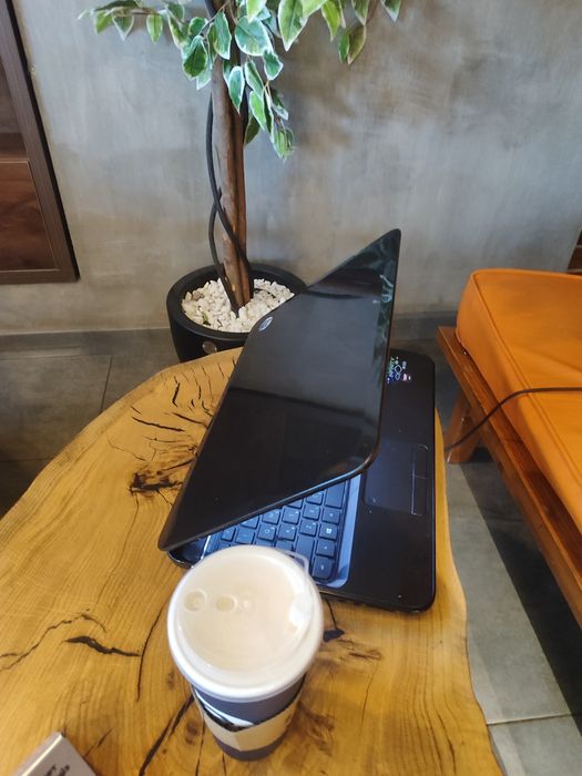 Продам красивый ноутбук HP G6