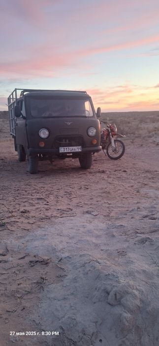 Уаз бортовой на ходу