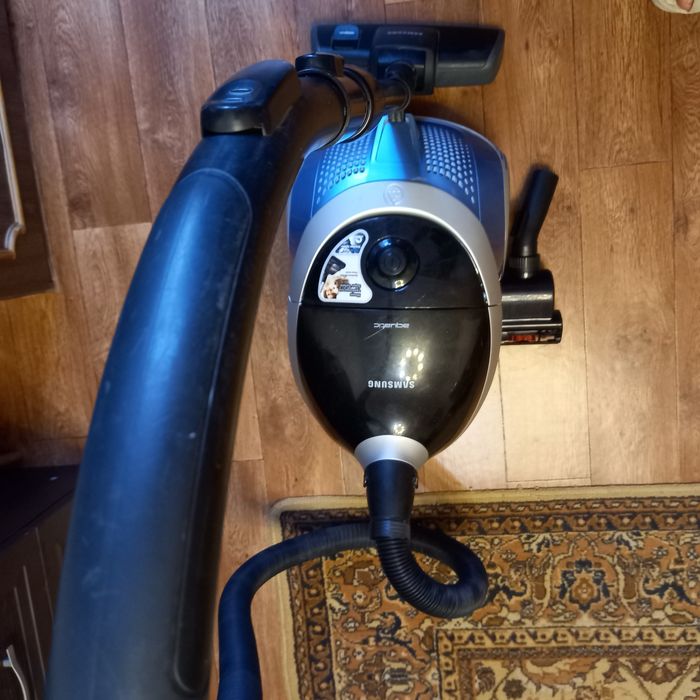 Продам пылесос Самсунг.