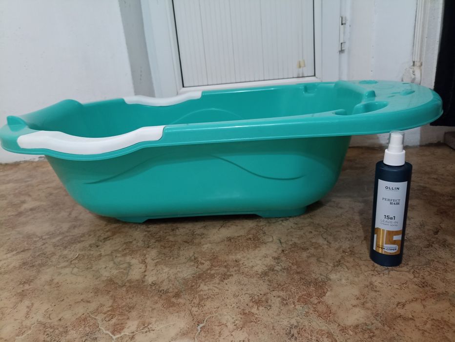 Недорого продам ванночку