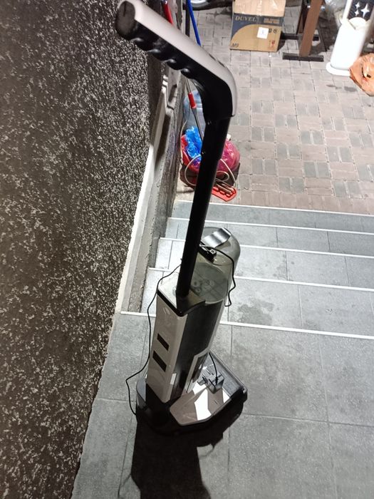 Продам пылисос безпроводной в рабочем состояние