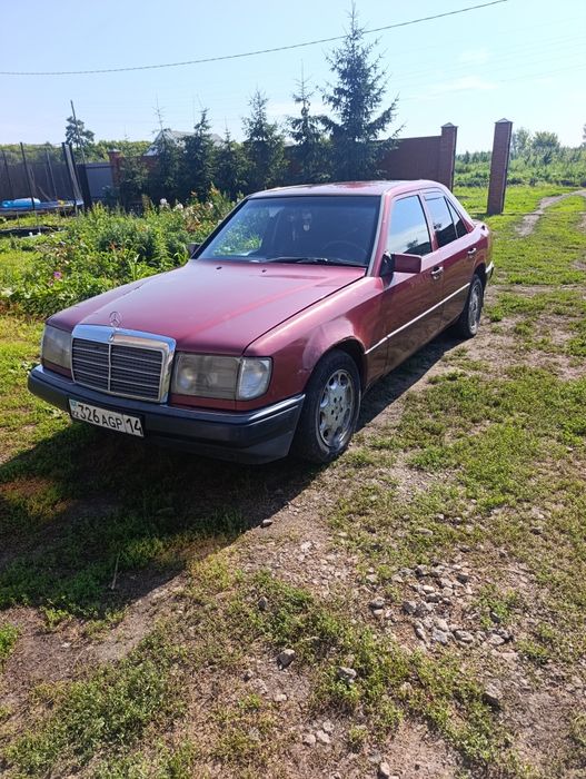 Продам Мерседес 124
