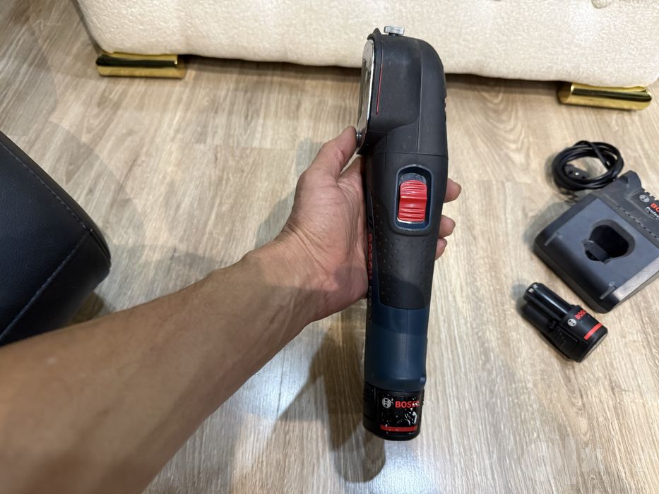 * BOSCH Professional GUS 12V-300 YEAV JUTY универсальная ножница ориги